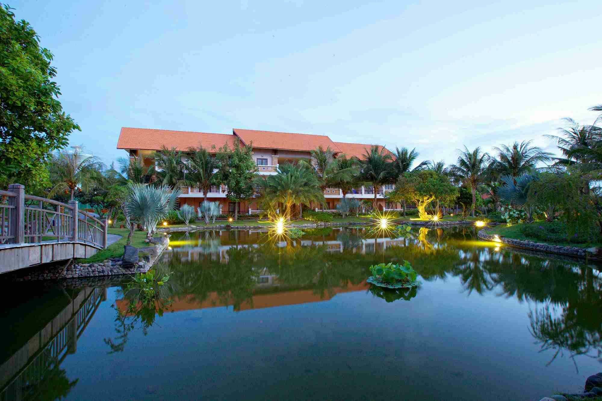 Blue Bay Mui Ne Resort & Spa Phan Thiet Exterior photo
